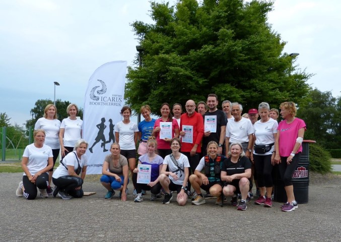 Groepsfoto clubleden en begin-to-runners 2023